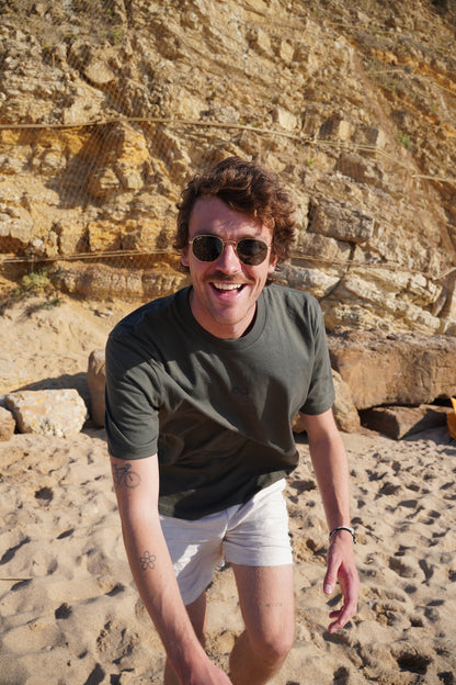 DOS FLORES EN LA PLAYA